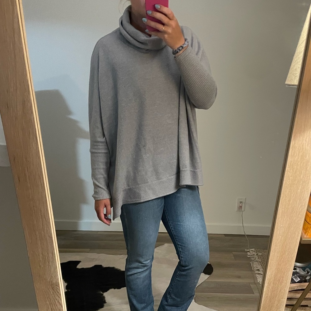 🍷SOLD🍷Cozy Turtleneck Oversized Sweater